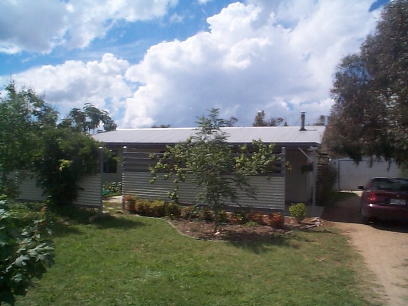 14 Wallace Court, Glen Aplin QLD 4381