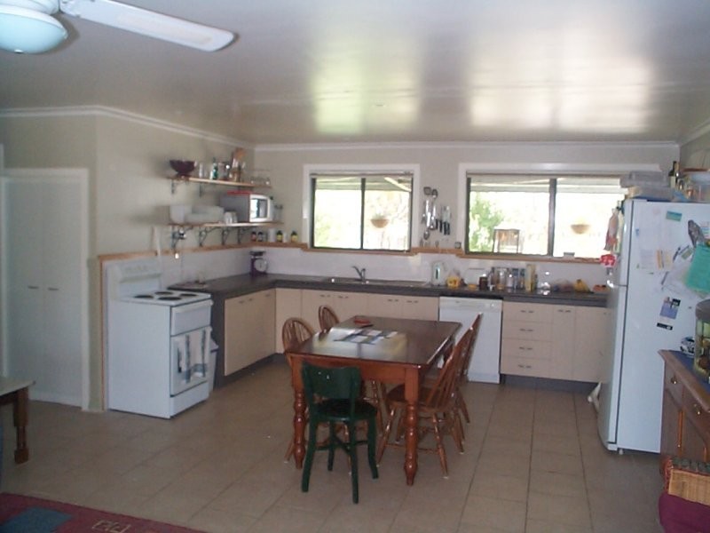 14 Wallace Court, Glen Aplin QLD 4381