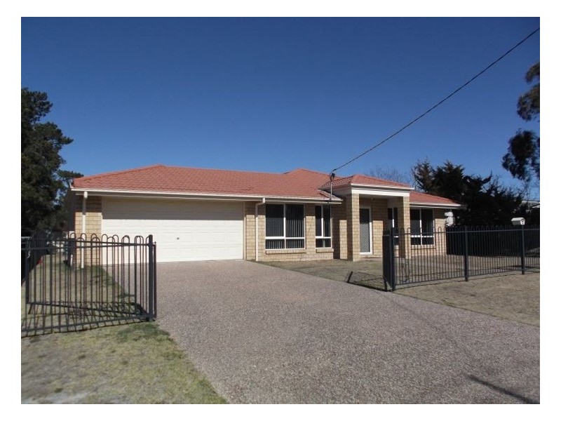 123 Folkestone Street, Stanthorpe QLD 4380