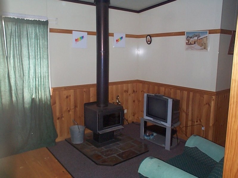 59 Wallangarra Road, Stanthorpe QLD 4380
