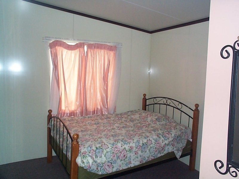 59 Wallangarra Road, Stanthorpe QLD 4380