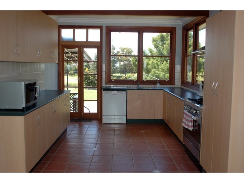 4 Bridge Street, Stanthorpe QLD 4380