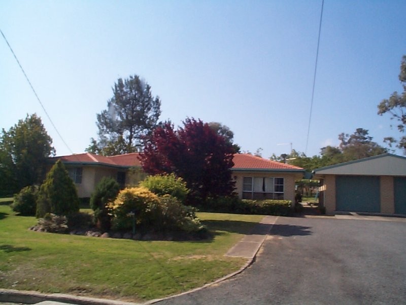 2 Francis Street, Stanthorpe QLD 4380