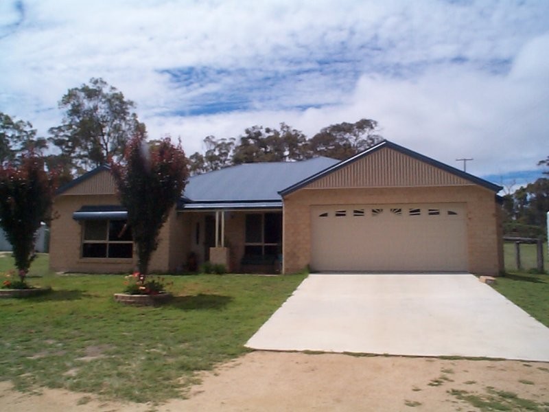 20 McGrath Lane, Stanthorpe QLD 4380
