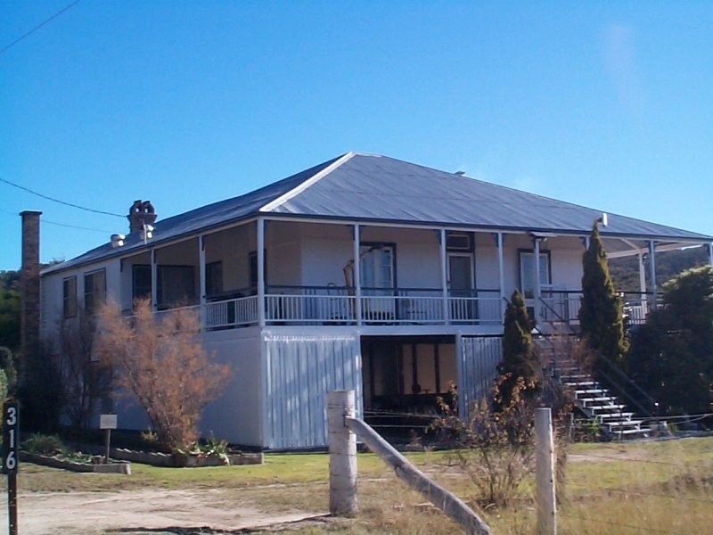 316 Mt Stirling Road, Glen Aplin QLD 4381