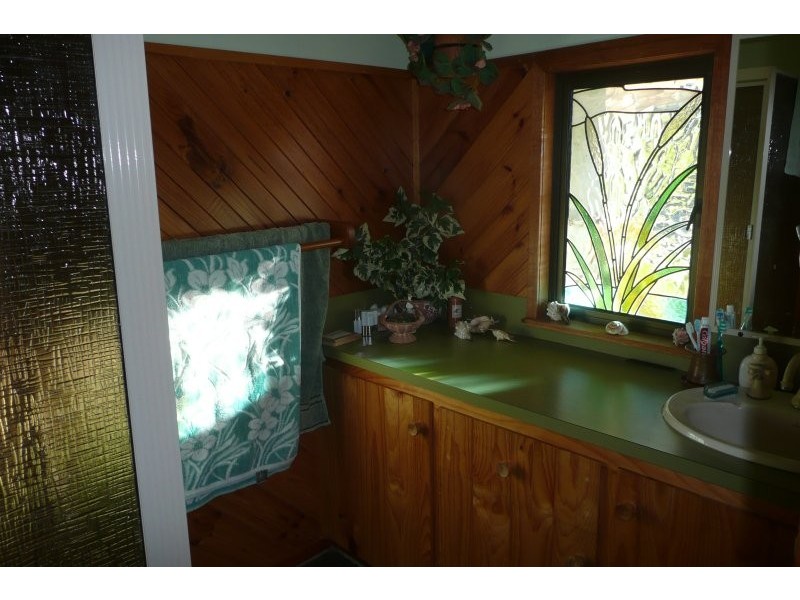 680 Mt Tully Road, Stanthorpe QLD 4380