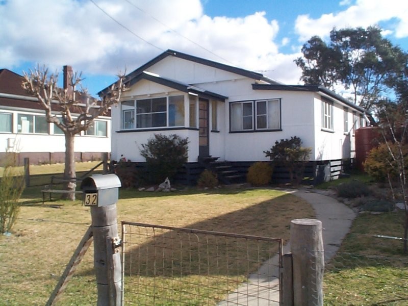 32 Symes Street, Stanthorpe QLD 4380