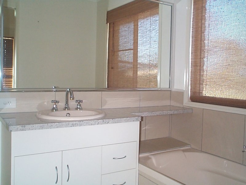 38 Calvert Road, Glen Aplin QLD 4381