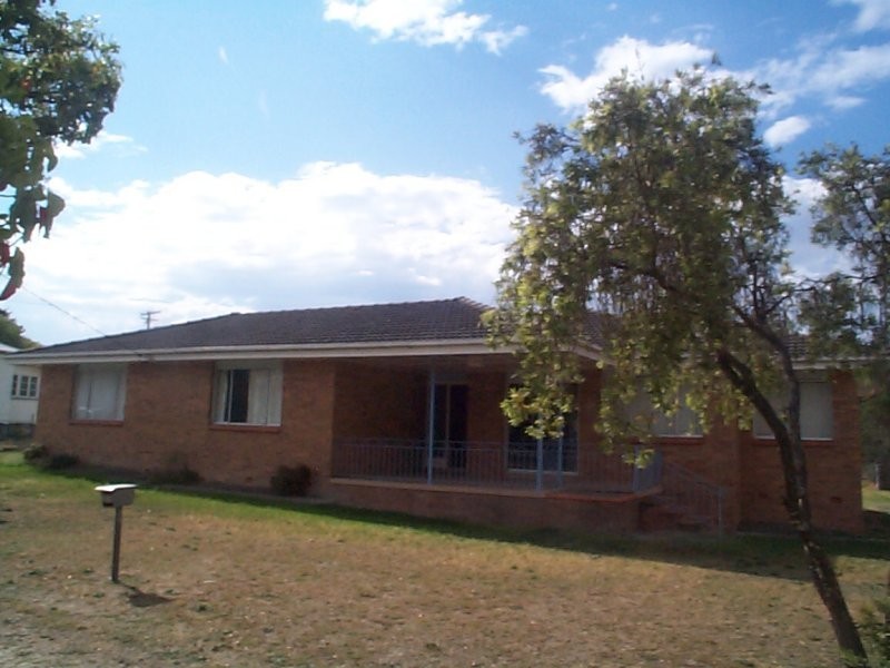 52 Railway Street, Stanthorpe QLD 4380