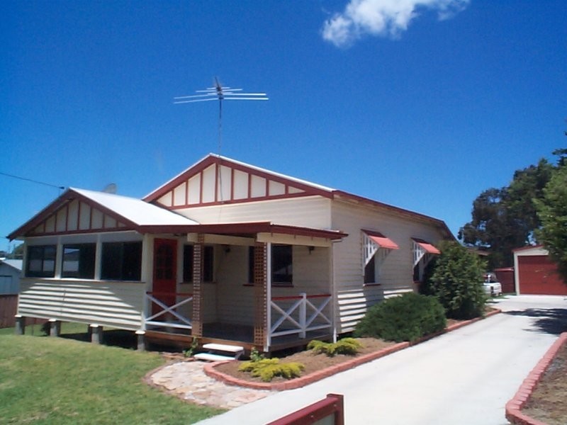 53 Railway Street, Stanthorpe QLD 4380
