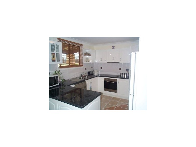 26 Brunckhorst Av, Stanthorpe QLD 4380