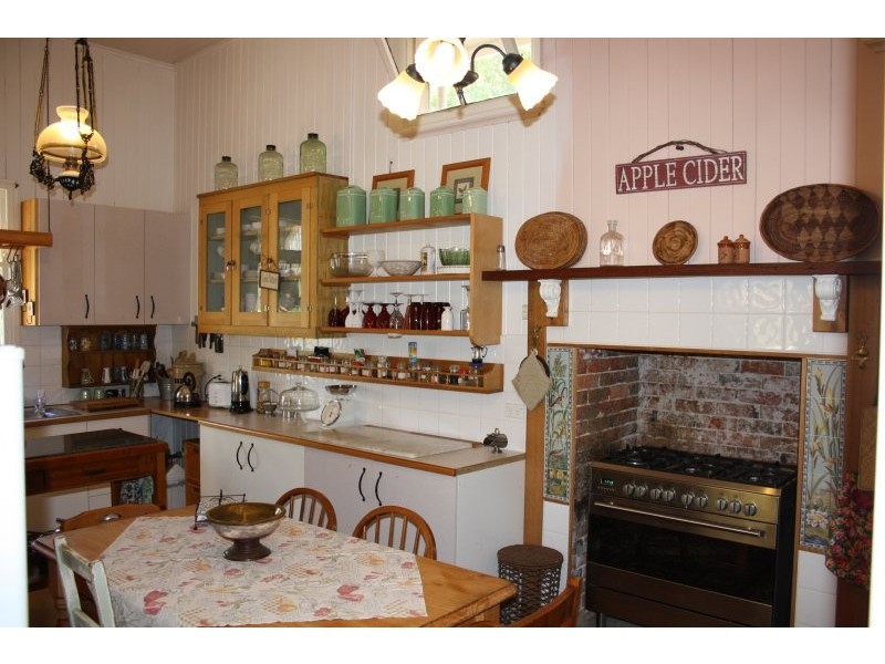 49 Lock Street, Stanthorpe QLD 4380