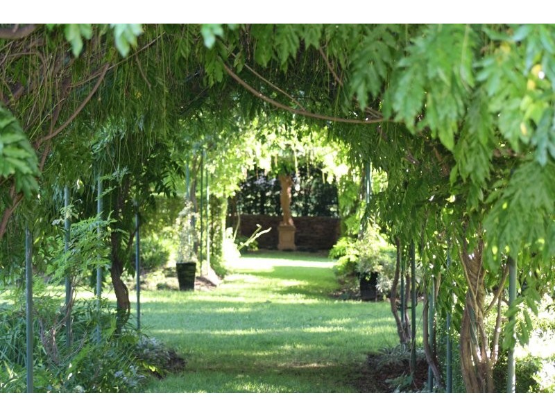 49 Lock Street, Stanthorpe QLD 4380