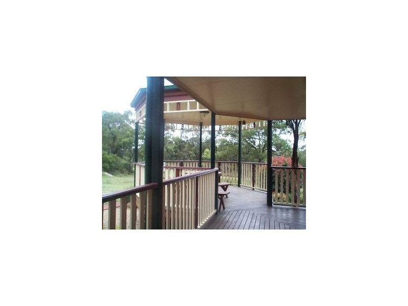 26168 New England Highway, Stanthorpe QLD 4380