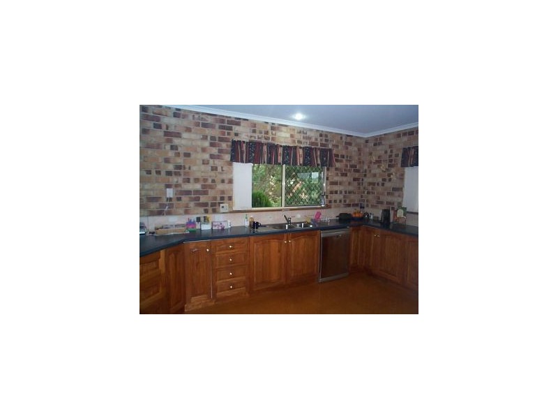 34 Torrisi Terrace, Stanthorpe QLD 4380