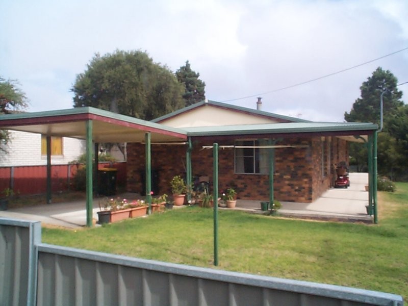 11a Harris Street, Stanthorpe QLD 4380