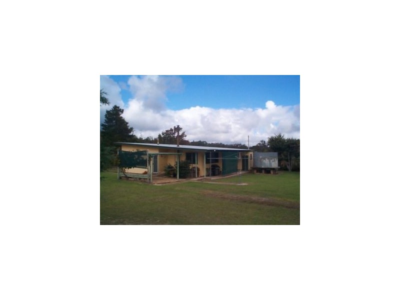 2230 Pyramids Road, Wyberba QLD 4382