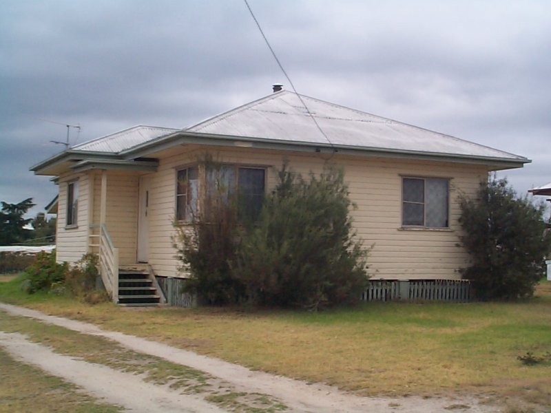 11 Stanton Street, Stanthorpe QLD 4380