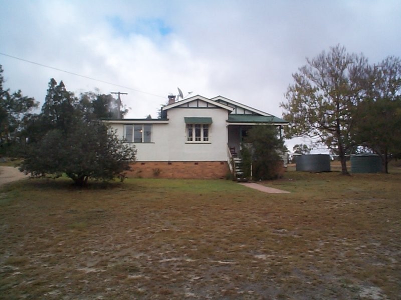 2389 Eukey Road, Ballandean QLD 4382
