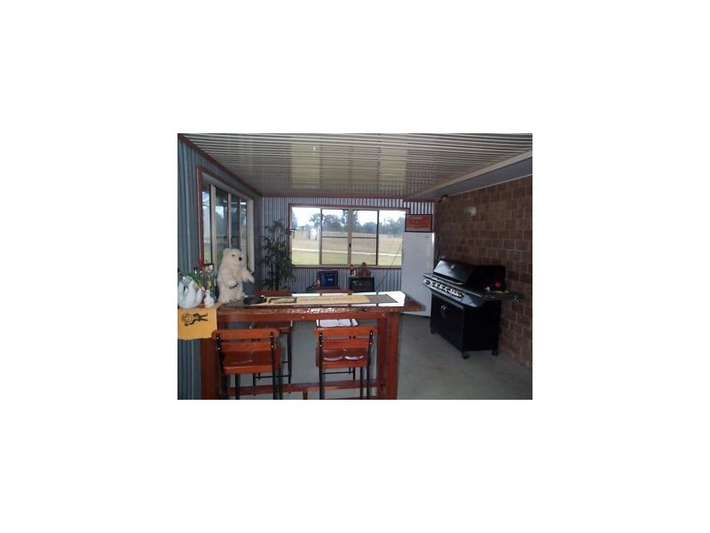 51 McMeniman Lane, Ballandean QLD 4382