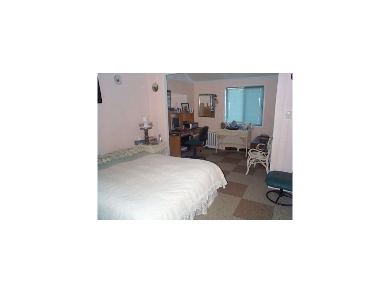 22 Barawell Street, Wallangarra QLD 4383