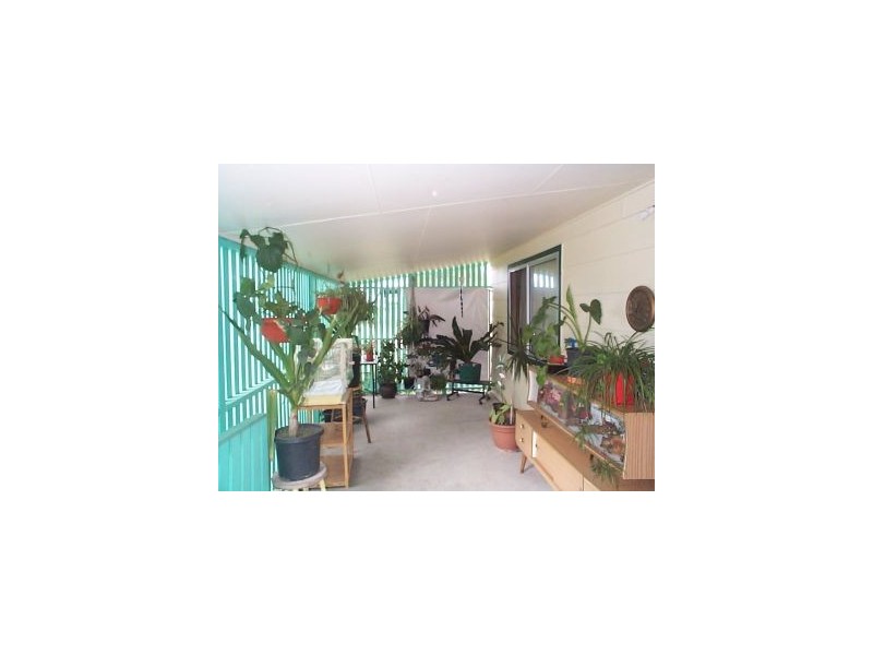 38 Callandoon Street, Wallangarra QLD 4383