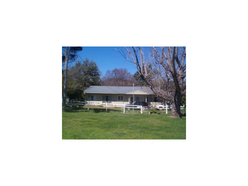 1 Mole River Road, Stanthorpe QLD 4380