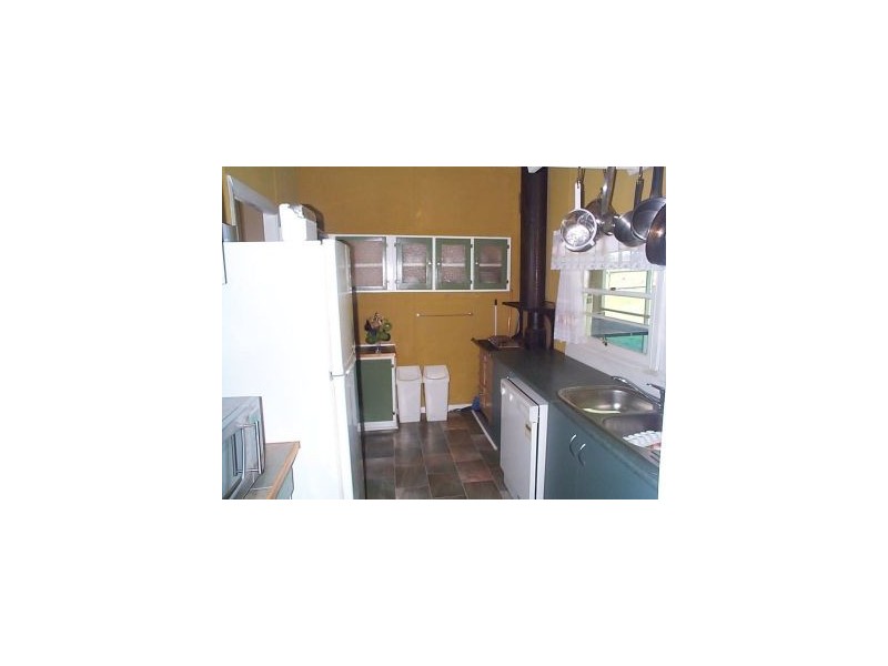 1 Mole River Road, Stanthorpe QLD 4380