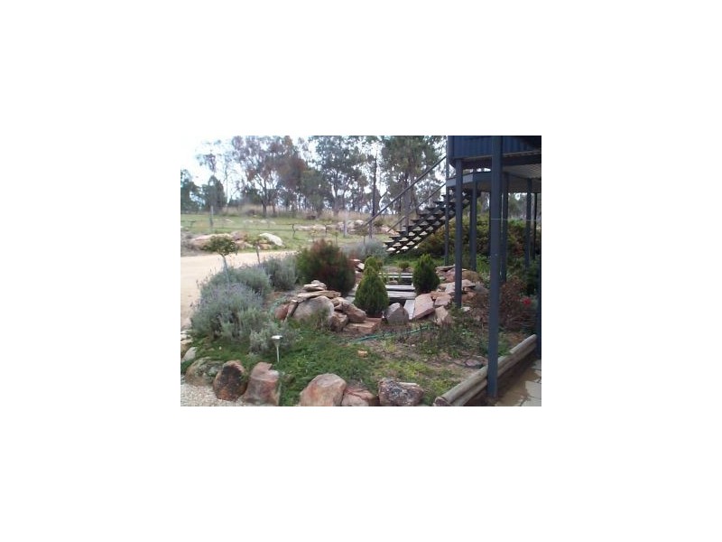 61 Rapisarda Lane, Ballandean QLD 4382