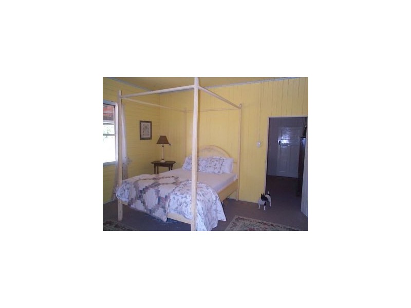 21 Miners Lane, Glen Aplin QLD 4381