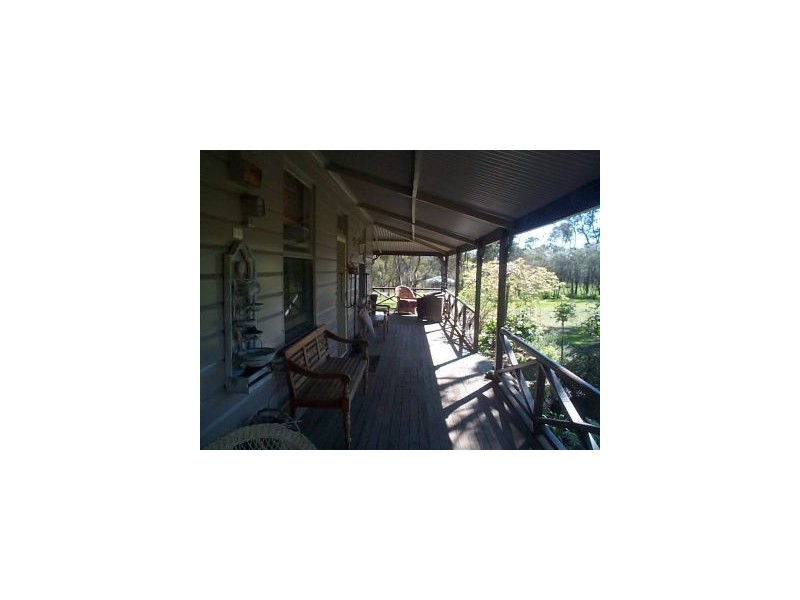 21 Miners Lane, Glen Aplin QLD 4381