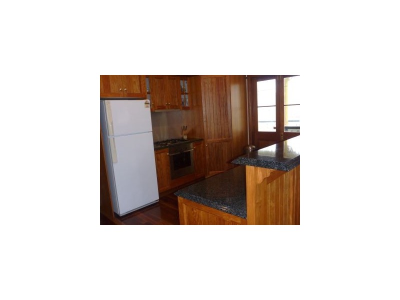 124 Folkestone Street, Stanthorpe QLD 4380