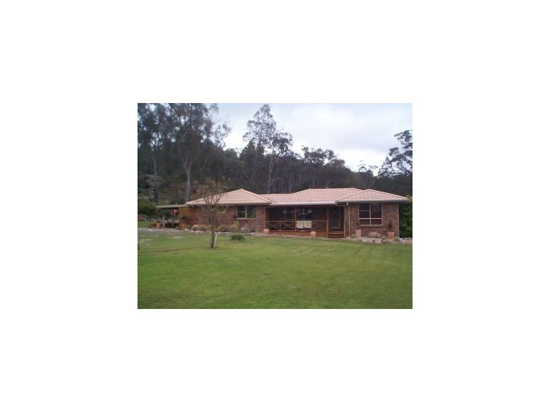 33 Moss Court, Stanthorpe QLD 4380