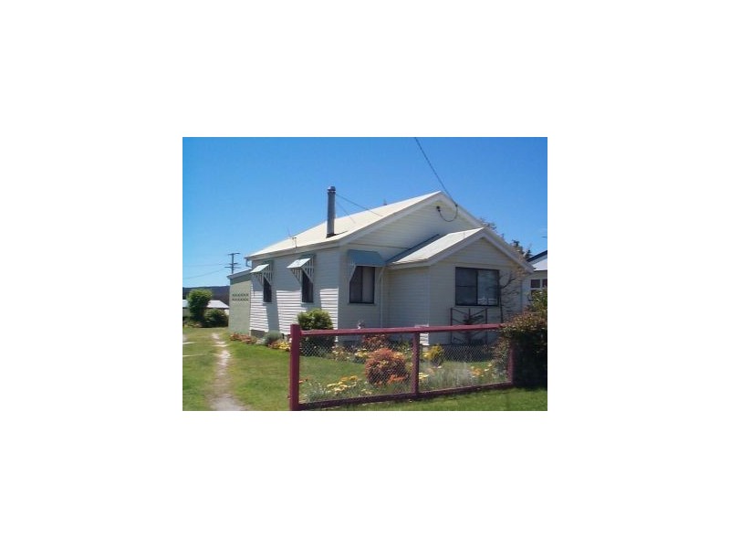 38 Pierpoint Street, Stanthorpe QLD 4380