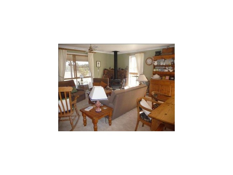 72 Cala Lane, Glen Aplin QLD 4381