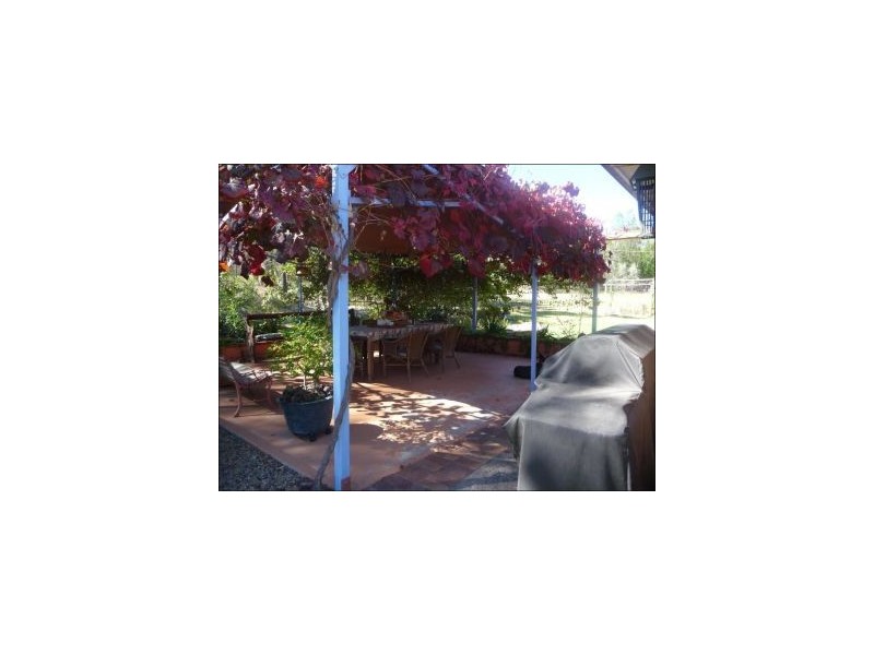 72 Cala Lane, Glen Aplin QLD 4381