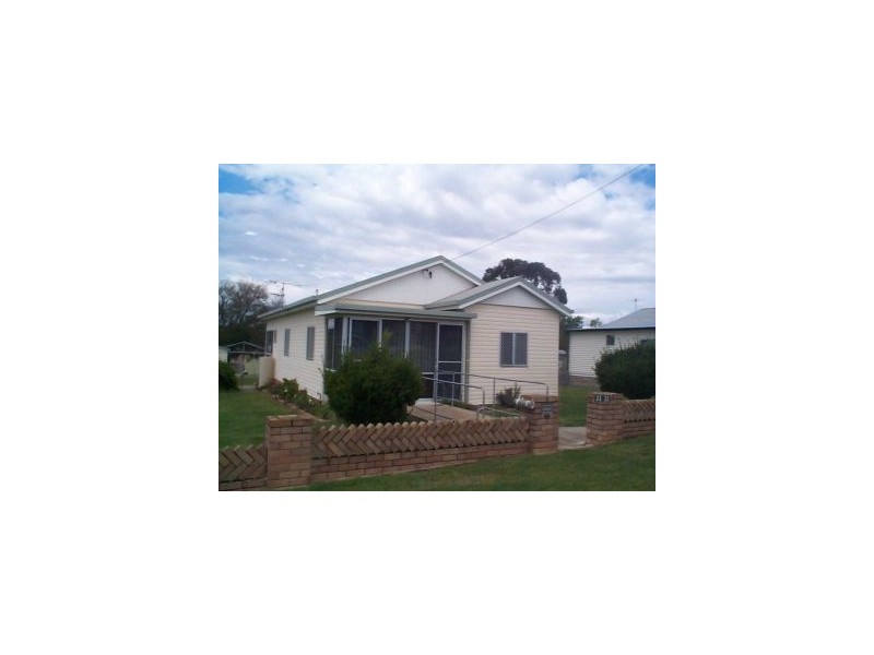 33 Hillcrest Street, Stanthorpe QLD 4380