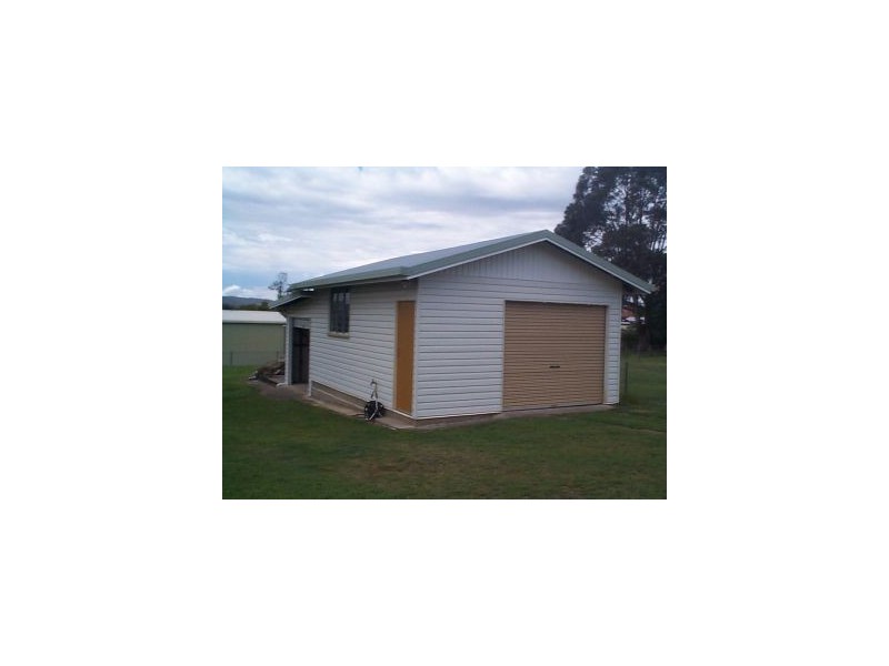 33 Hillcrest Street, Stanthorpe QLD 4380