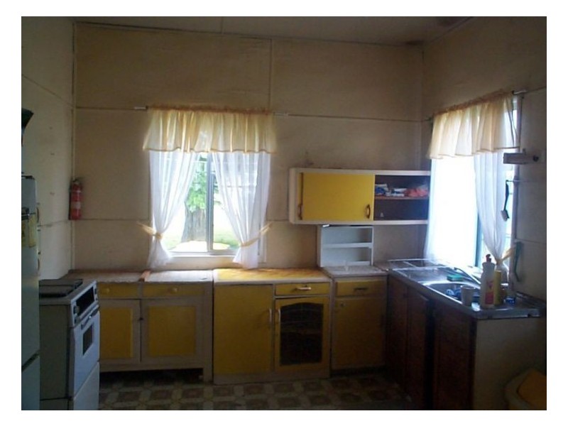 41 Margetts Street, Wallangarra QLD 4383