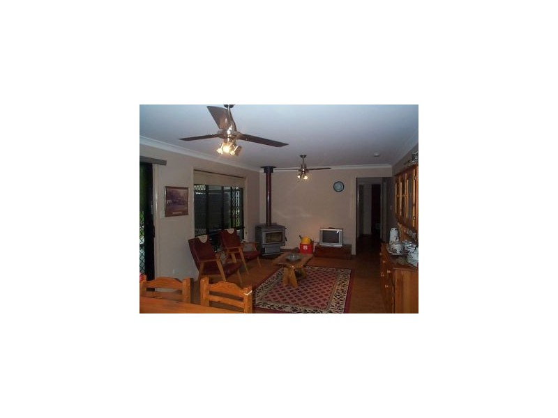 15 Margetts Street, Wallangarra QLD 4383