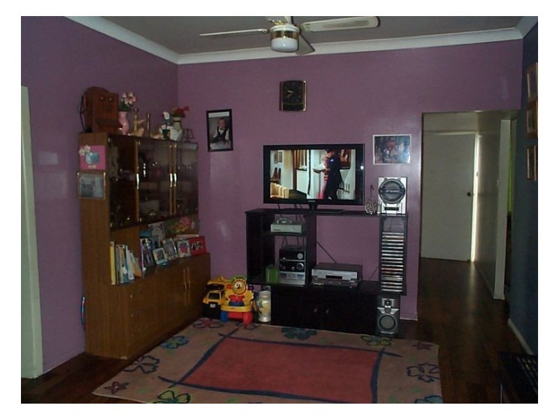 19 Treverton Street, Wallangarra QLD 4383