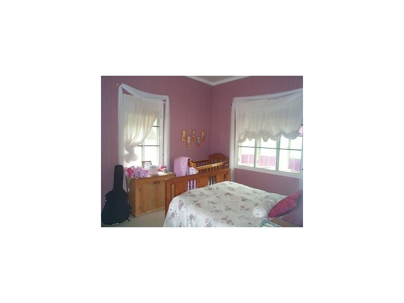 3 Clark Lane, Broadwater QLD 4380