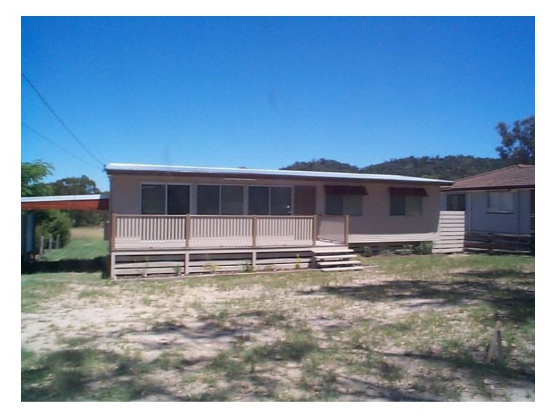 105 Walters Road, Glen Aplin QLD 4381