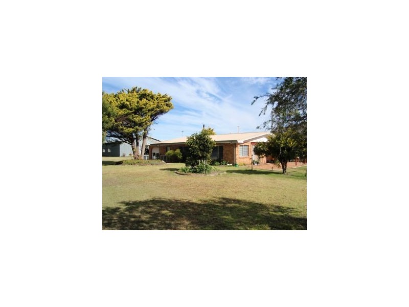 1003 Granite Belt Drive, Dalveen QLD 4374