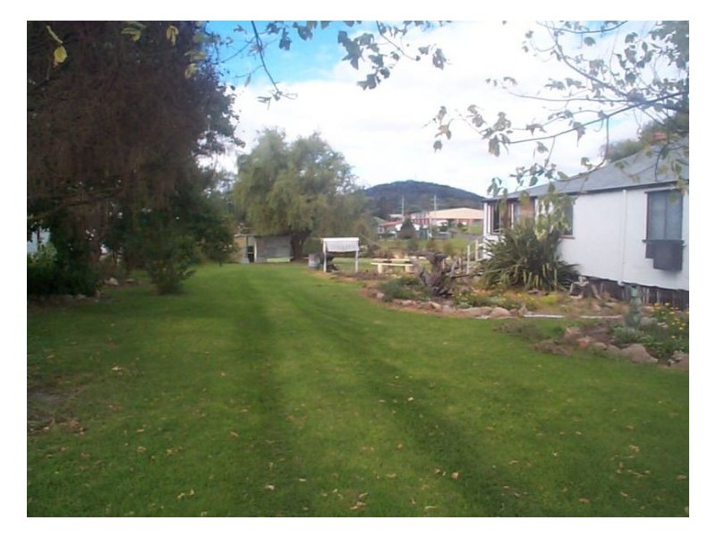 9 McGlew Street, Stanthorpe QLD 4380
