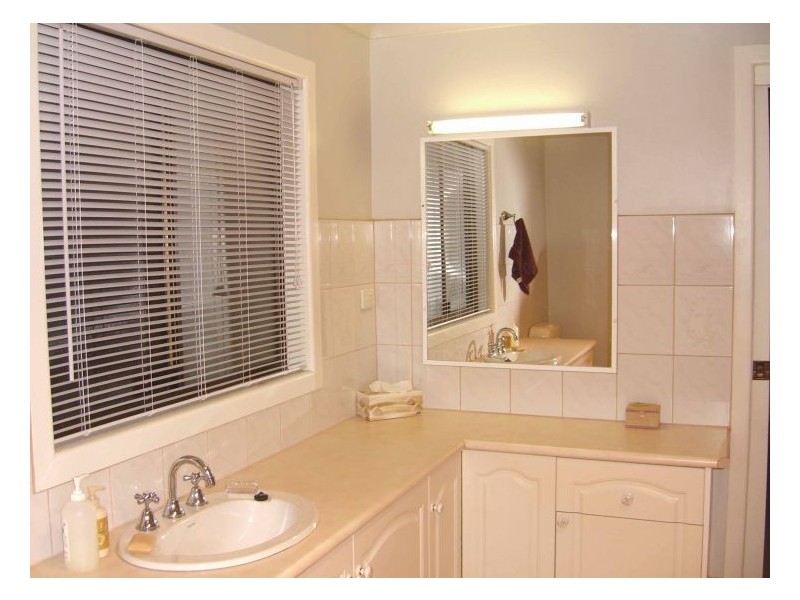 1 Manns Road, Stanthorpe QLD 4380