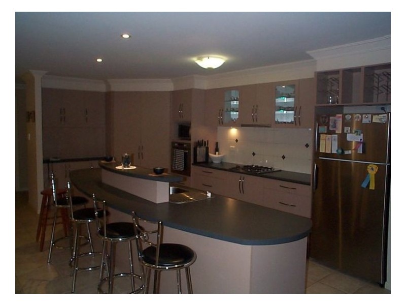 44 Brunckhorst Av, Stanthorpe QLD 4380