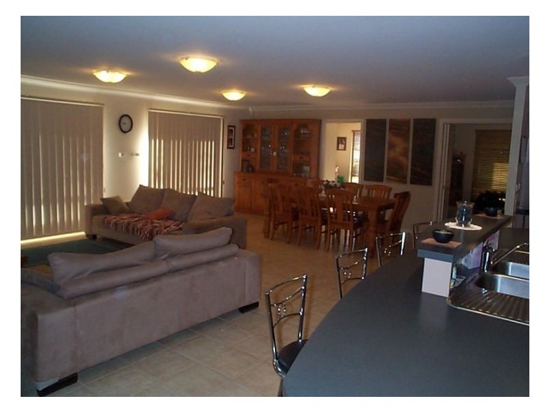 44 Brunckhorst Av, Stanthorpe QLD 4380