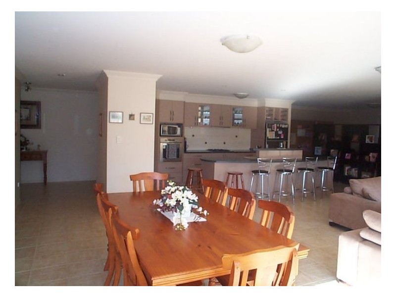 44 Brunckhorst Av, Stanthorpe QLD 4380