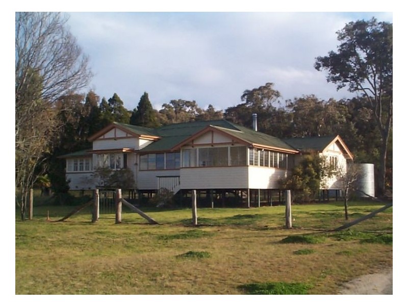 3 Cowies Lane, Amiens QLD 4352